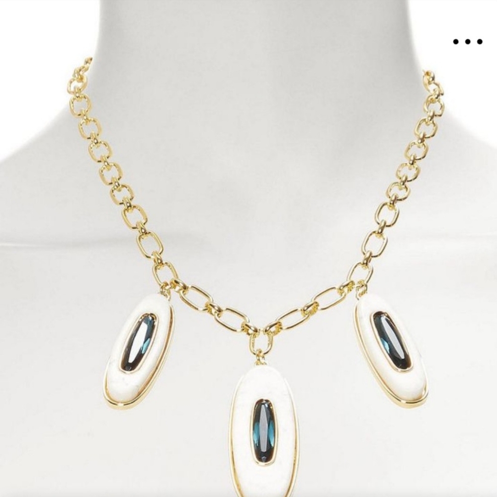 Vince Camoto Necklace *